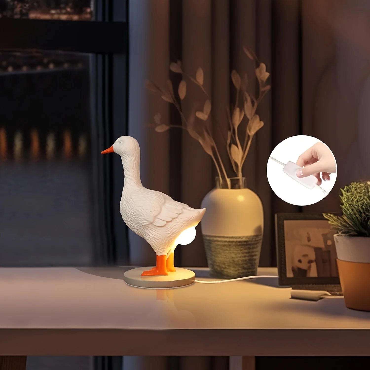 Large resin cute little duck lamp, usb, Warm light, bedroom foyer, living room desktop art decoration, holiday gift giving